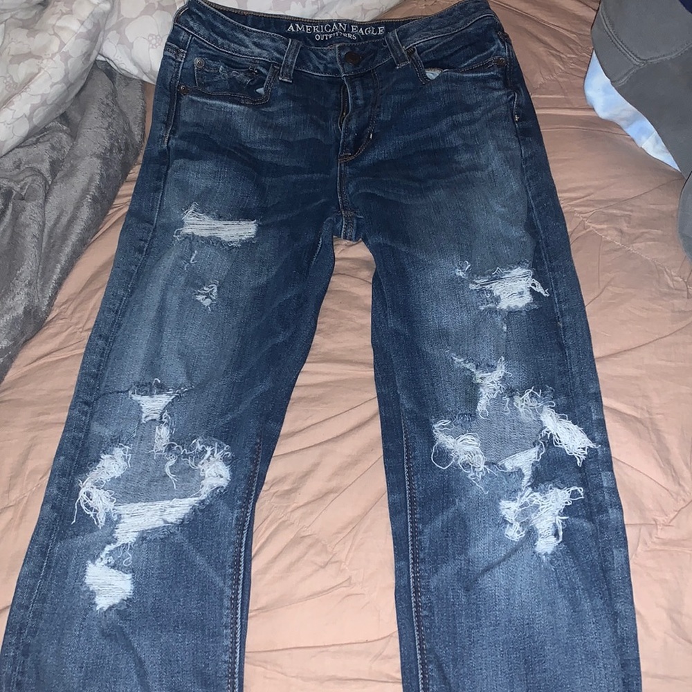 American Eagle straight holed jeans